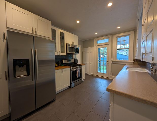 2526 Glenmawr Avenue, Columbus, OH 43202