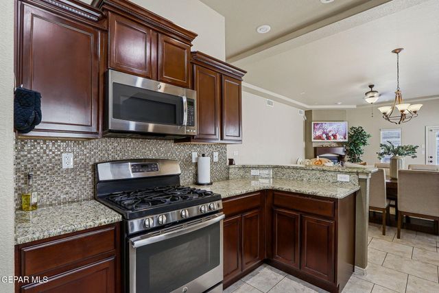 14677 JESUS ALMEIDA, El Paso, TX 79938
