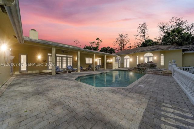 4750 W Leitner Dr, Coral Springs, FL 33067
