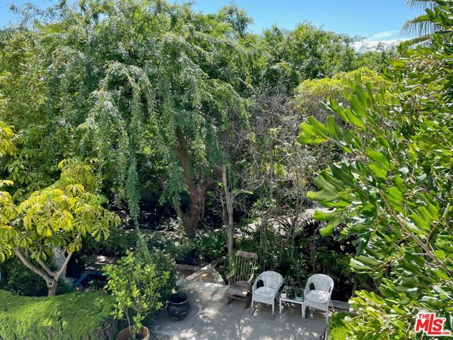 1323 N Olive Drive 33D, West Hollywood, CA 90069