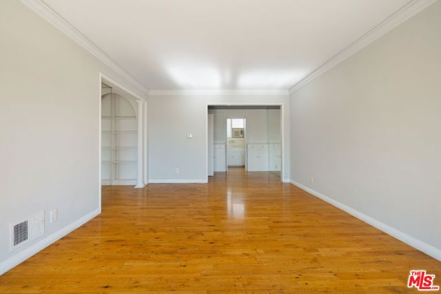 1323 N Olive Drive 33D, West Hollywood, CA 90069