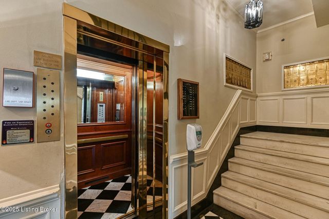 1416 Willow Ave APT 3B, Louisville, KY 40204