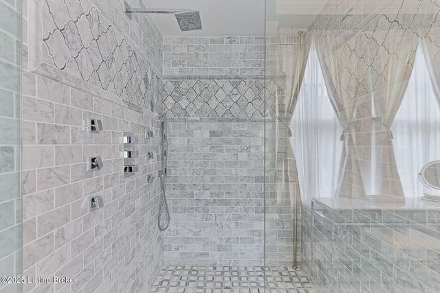 1416 Willow Ave APT 3B, Louisville, KY 40204