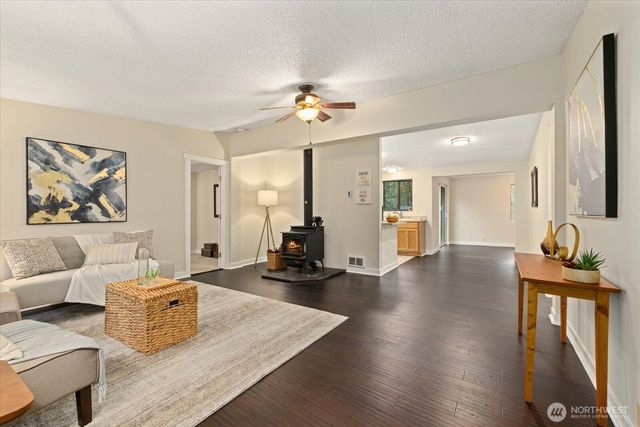 15116 346TH Avenue NE, Duvall, WA 98019