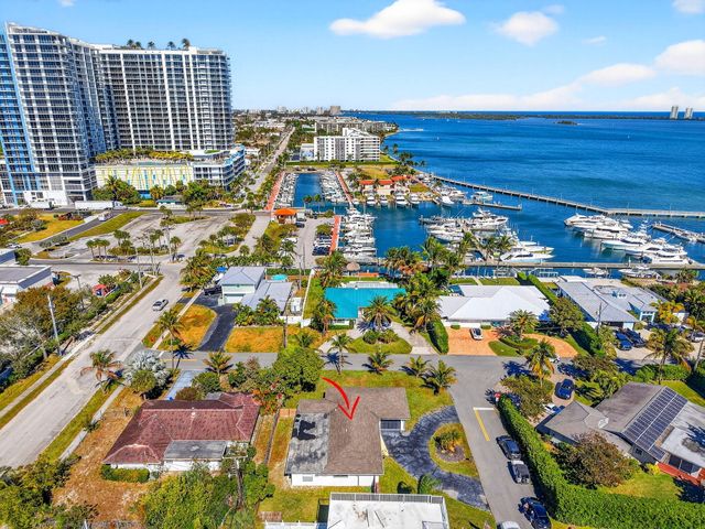 3651 Palm Drive, Riviera Beach, FL 33404