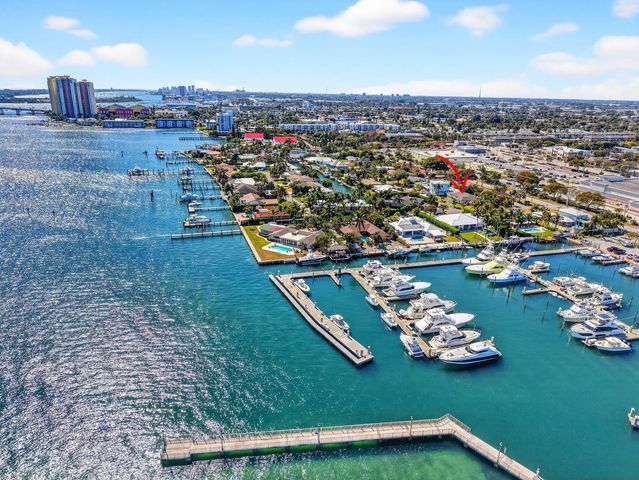 3651 Palm Drive, Riviera Beach, FL 33404