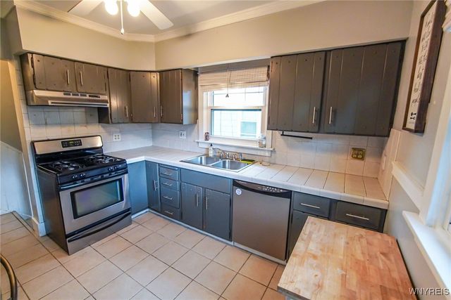 95 Columbus Avenue, Buffalo, NY 14220