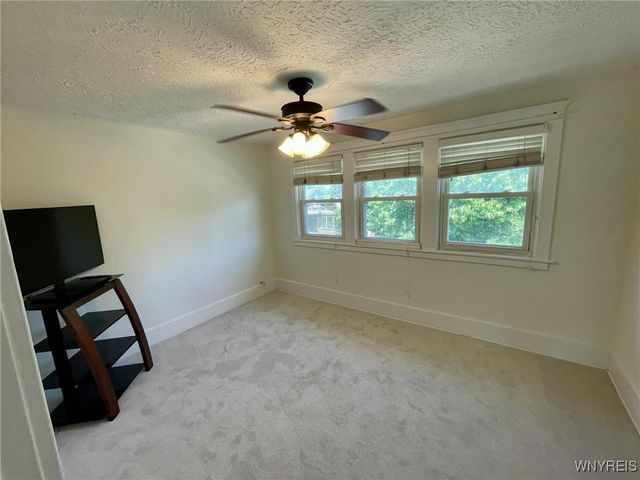 95 Columbus Avenue, Buffalo, NY 14220