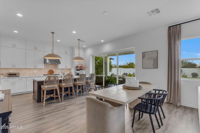 10020 E TALON Avenue, Mesa, AZ 85212