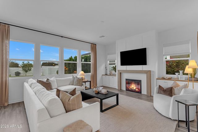 10020 E TALON Avenue, Mesa, AZ 85212