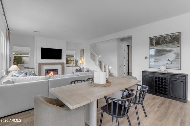 10020 E TALON Avenue, Mesa, AZ 85212