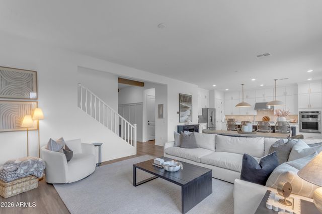 10020 E TALON Avenue, Mesa, AZ 85212