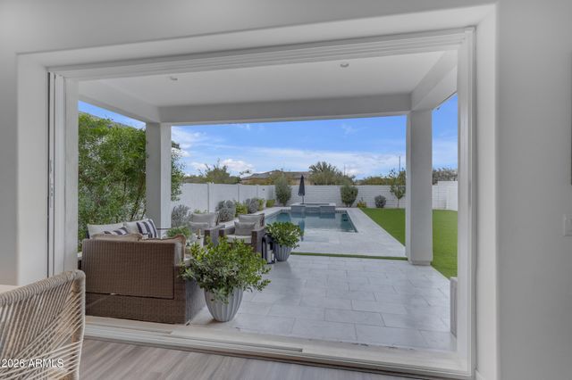 10020 E TALON Avenue, Mesa, AZ 85212