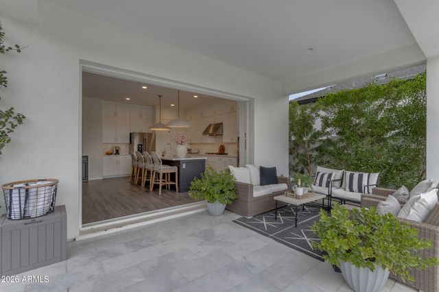 10020 E TALON Avenue, Mesa, AZ 85212