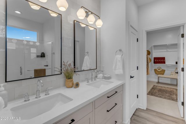 10020 E TALON Avenue, Mesa, AZ 85212