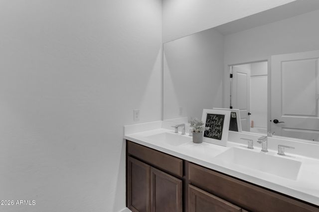 10020 E TALON Avenue, Mesa, AZ 85212