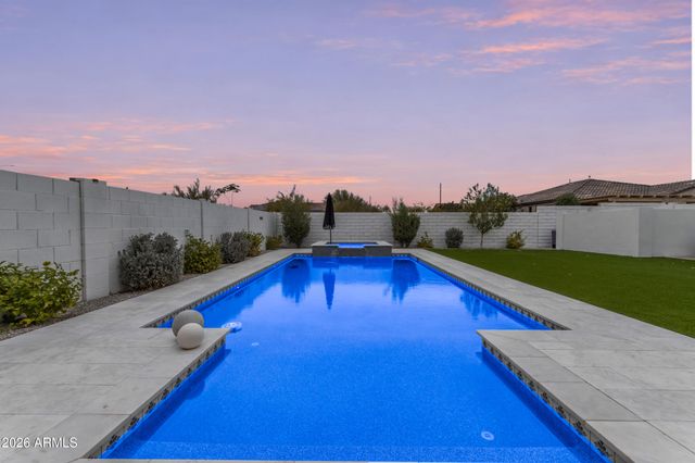 10020 E TALON Avenue, Mesa, AZ 85212