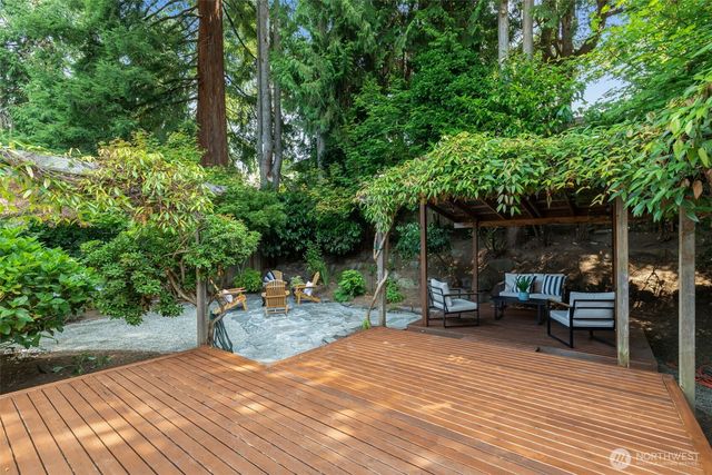 9602 26th Avenue NW, Seattle, WA 98117