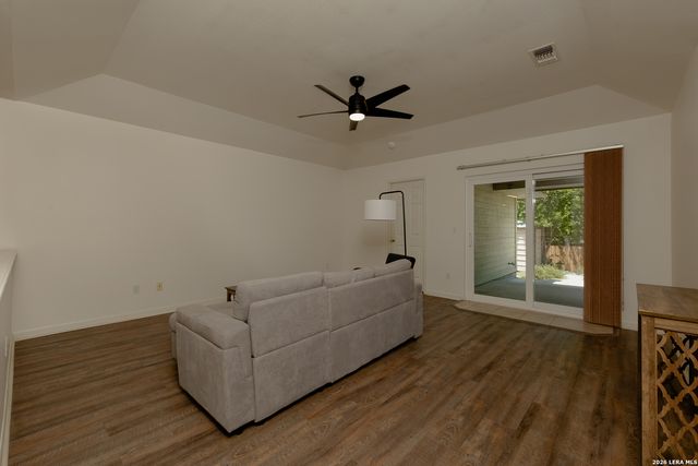 1674 LANTANA CIR, New Braunfels, TX 78130