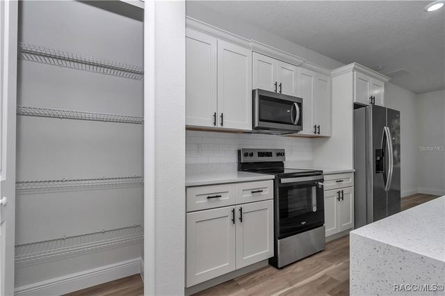 42 W Stockel Lane, Dunnellon, FL 34434