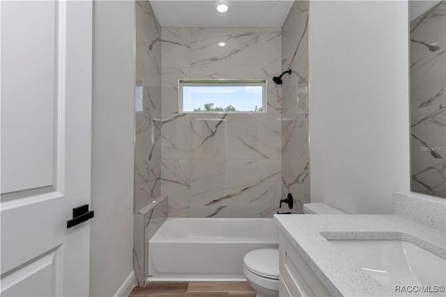 42 W Stockel Lane, Dunnellon, FL 34434