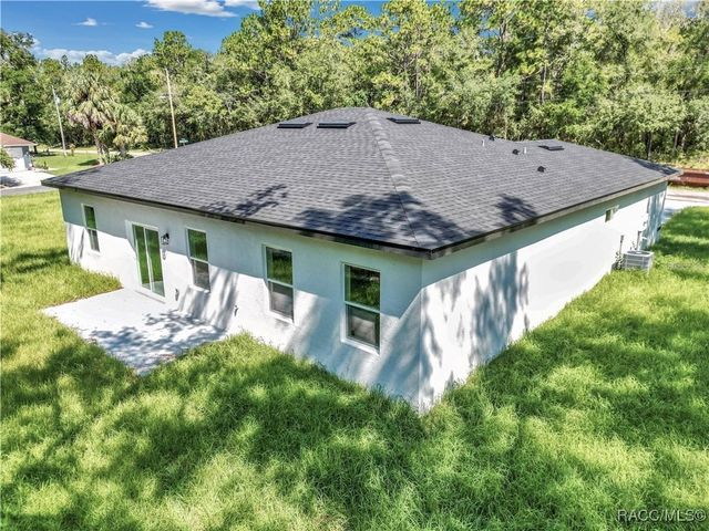 42 W Stockel Lane, Dunnellon, FL 34434