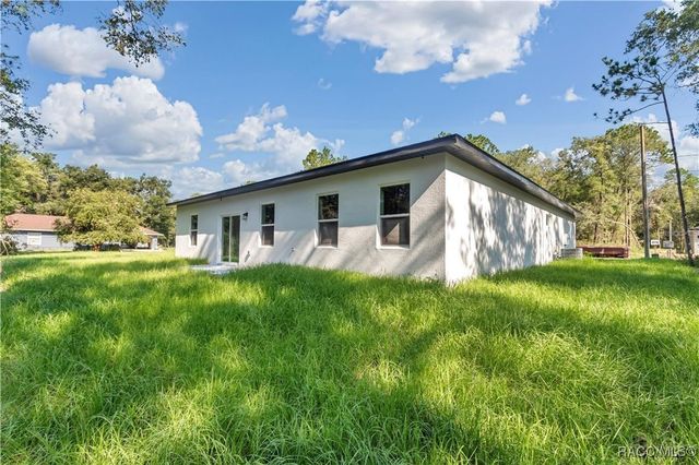 42 W Stockel Lane, Dunnellon, FL 34434