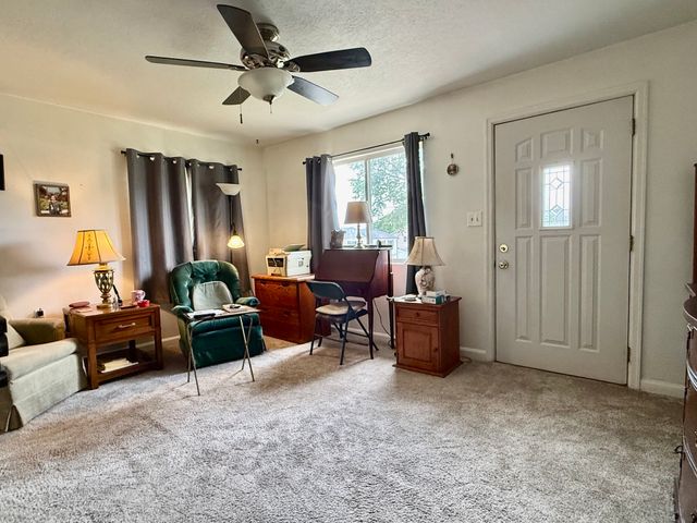 314 E 19th Street S, Newton, IA 50208
