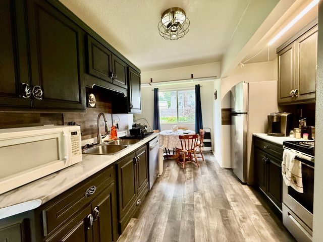 314 E 19th Street S, Newton, IA 50208