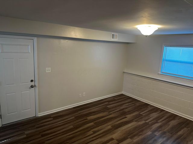 1585 Shady Lane Road, Columbus, OH 43227