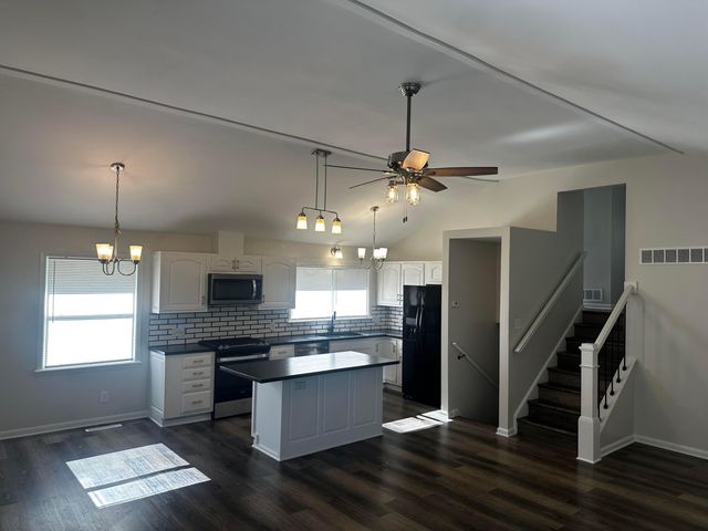 1585 Shady Lane Road, Columbus, OH 43227