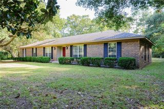 8409 Robert Jefferson S Drive, Theodore, AL 36582