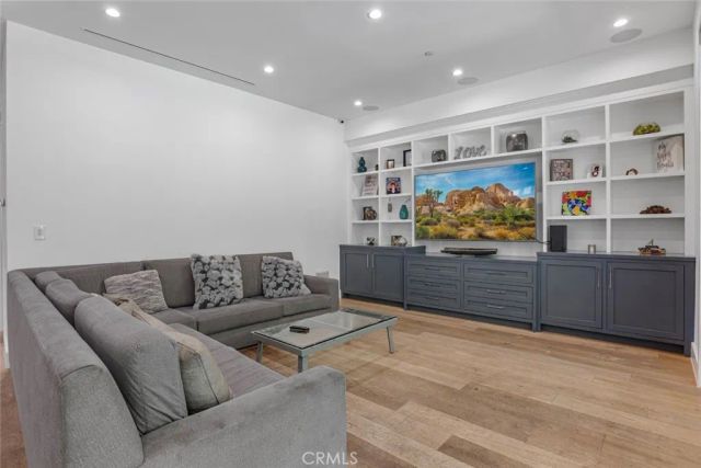 4435 Stansbury, Sherman Oaks, CA 91423