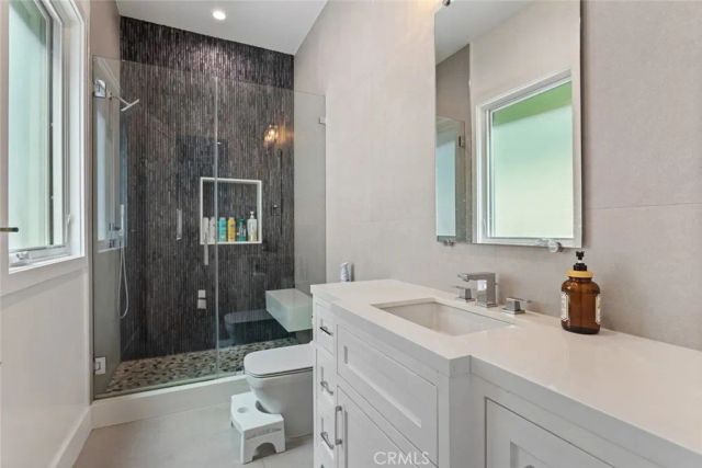 4435 Stansbury, Sherman Oaks, CA 91423