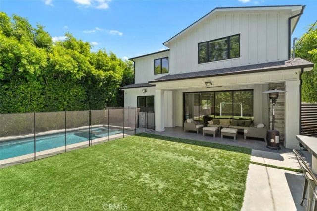 4435 Stansbury, Sherman Oaks, CA 91423