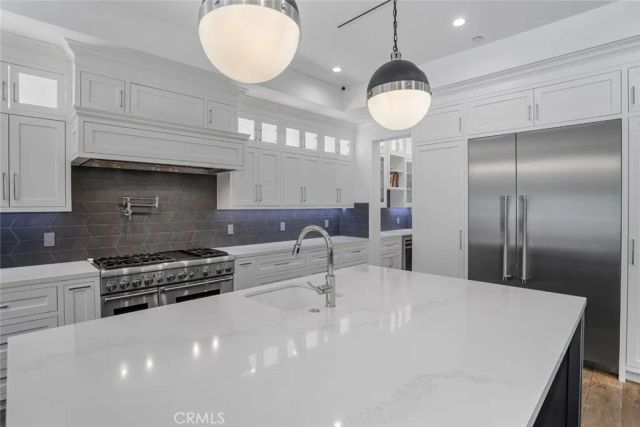 4435 Stansbury, Sherman Oaks, CA 91423
