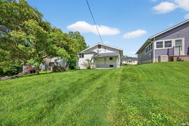 1017 Q Street, Bedford, IN 47421