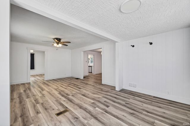 1017 Q Street, Bedford, IN 47421