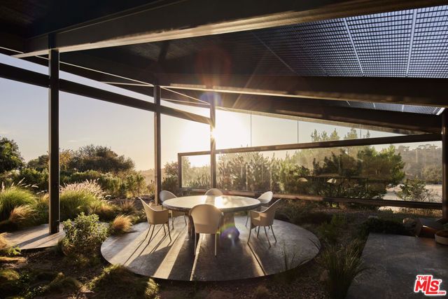 5900 Bonsall Drive, Malibu, CA 90265