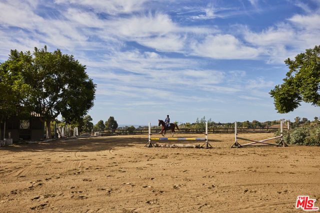 5900 Bonsall Drive, Malibu, CA 90265