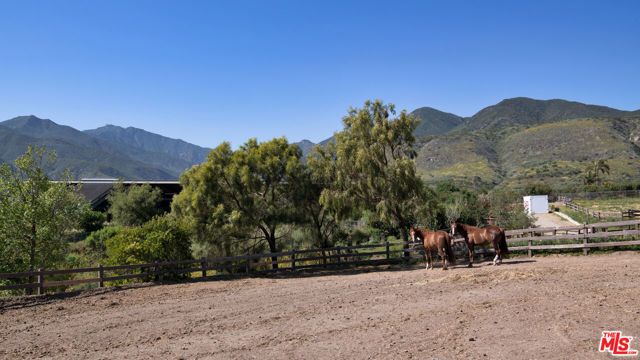 5900 Bonsall Drive, Malibu, CA 90265