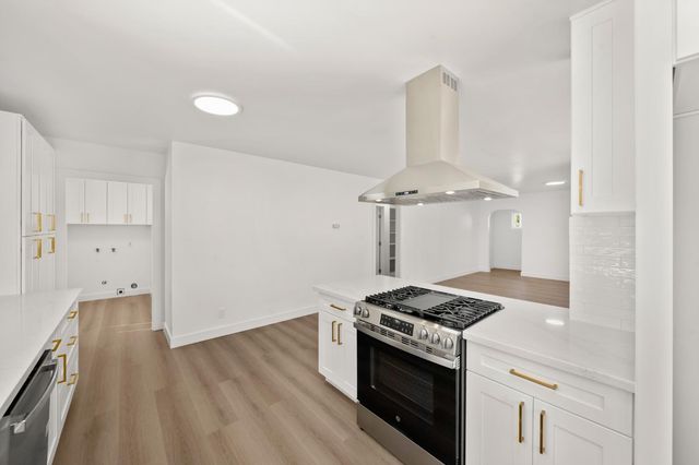 4416 Parker Ave, Sacramento, CA 95820