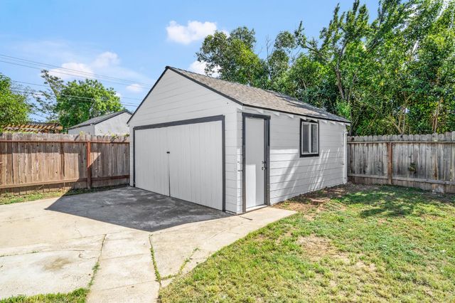 4416 Parker Ave, Sacramento, CA 95820
