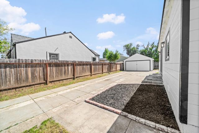 4416 Parker Ave, Sacramento, CA 95820