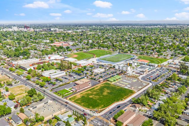 4416 Parker Ave, Sacramento, CA 95820