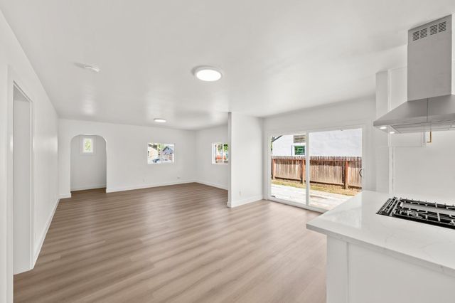 4416 Parker Ave, Sacramento, CA 95820