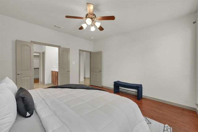 336 Gotland Drive, Grand Prairie, TX 75052