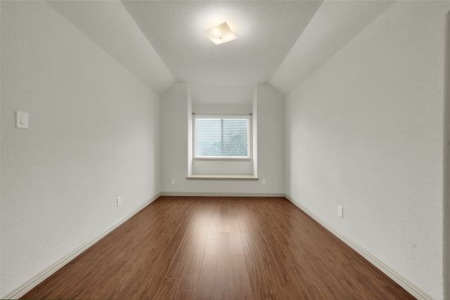336 Gotland Drive, Grand Prairie, TX 75052