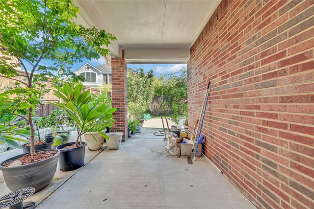336 Gotland Drive, Grand Prairie, TX 75052