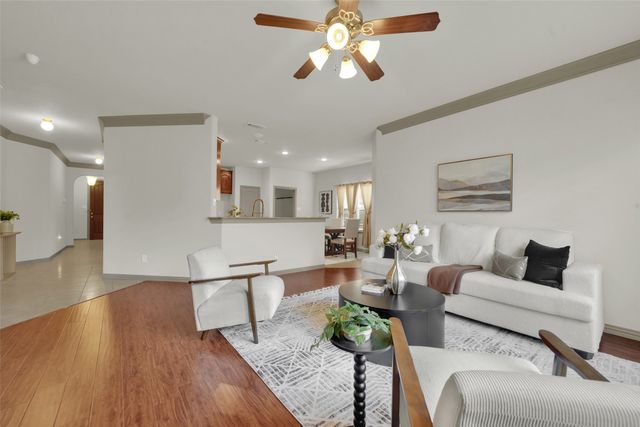336 Gotland Drive, Grand Prairie, TX 75052